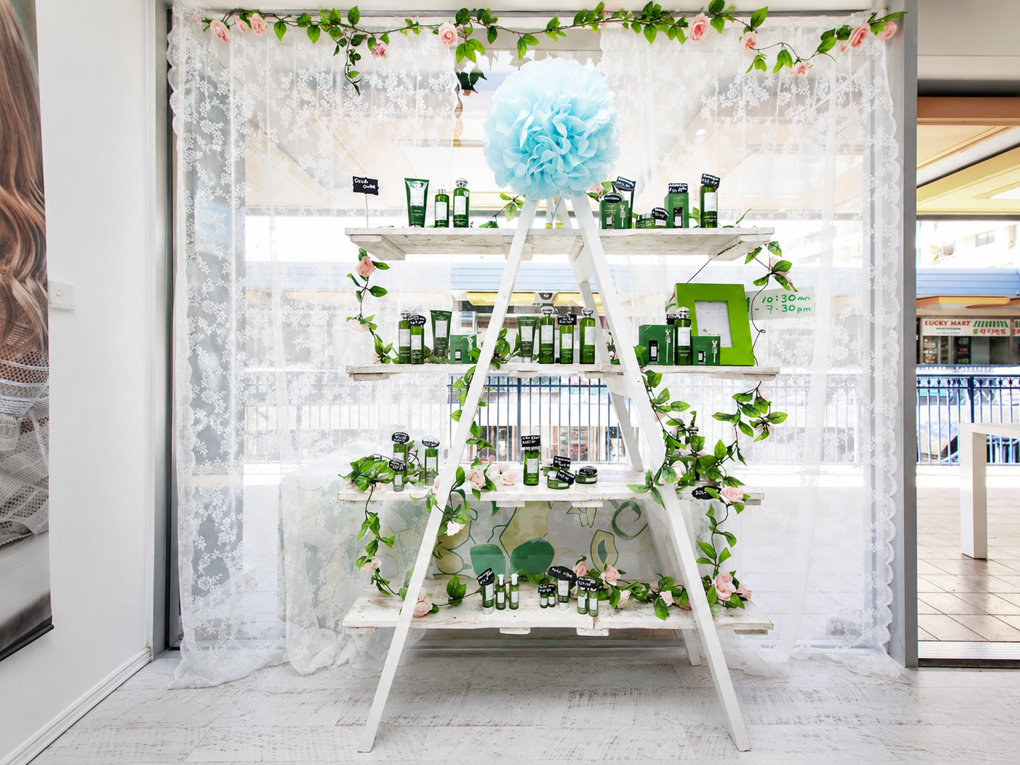 Yujii Studio interior and floral decor